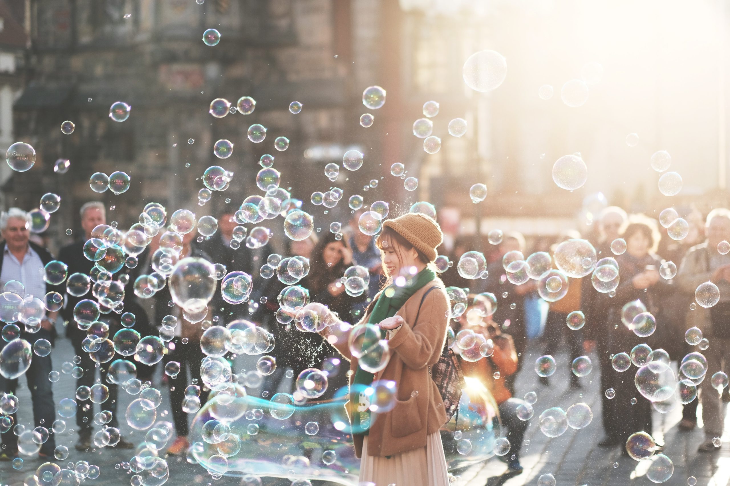 rencontrer des personnes qui nous rendent heureux